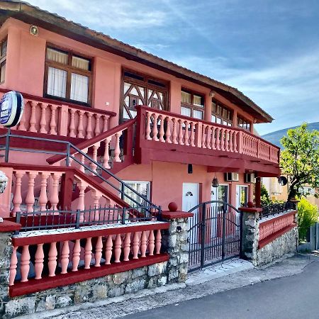 Vila Duricic 300M Od Mora Hotell Ðenovići Exteriör bild