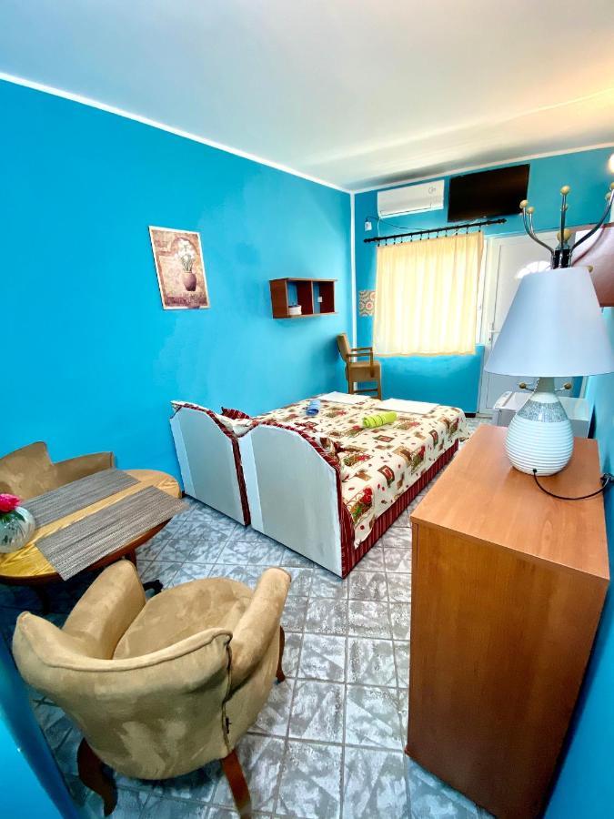 Vila Duricic 300M Od Mora Hotell Ðenovići Exteriör bild